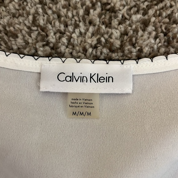 Calvin Klein - Picture 2 of 2